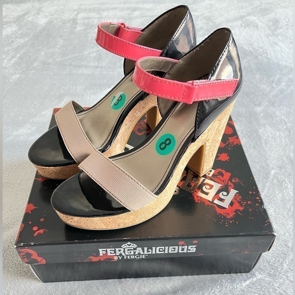 💜3/$15 FERGALICIOUS Y2K PATTIE shoes slingback sandals size 8M - Picture 1 of 7